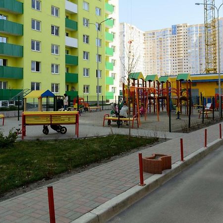 Квартира Подобово На Юлії Здановської, Вднг Kiev Eksteriør bilde